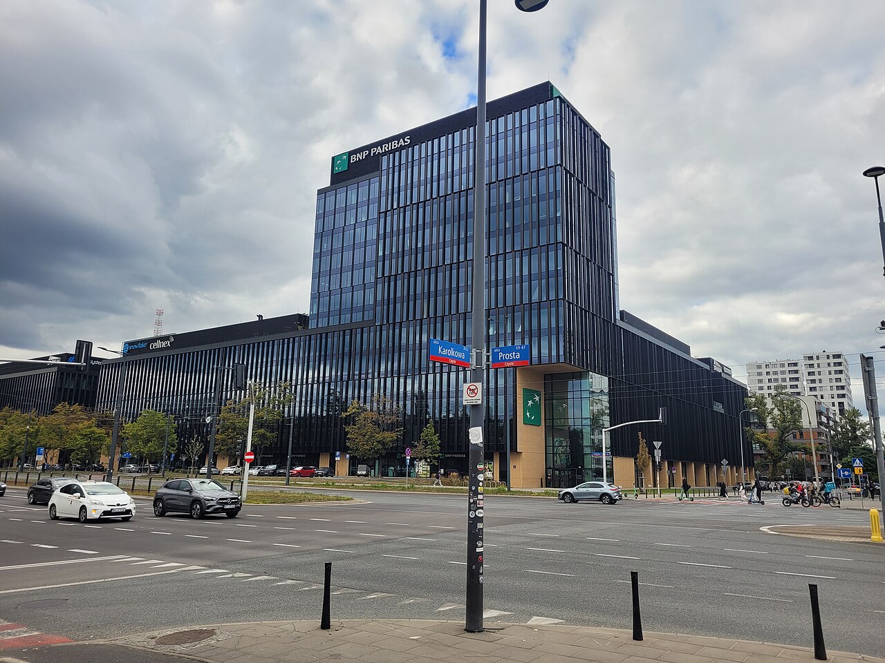 Budynek BNP Paribas przy ulicy Marcina Kasprzaka w Warszawie