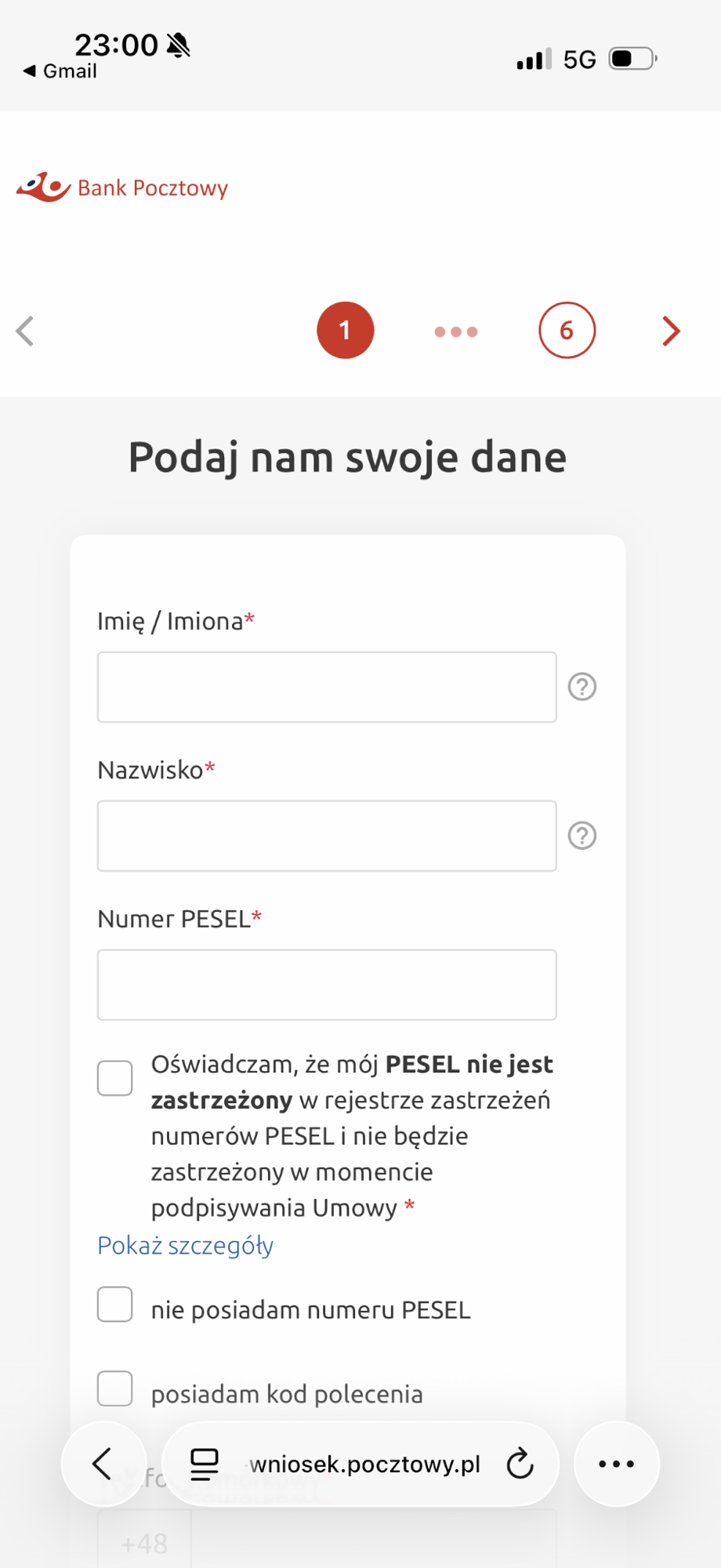 Dane osobowe, oświadczenie dotyczące PESEL i pole kodu polecenia.